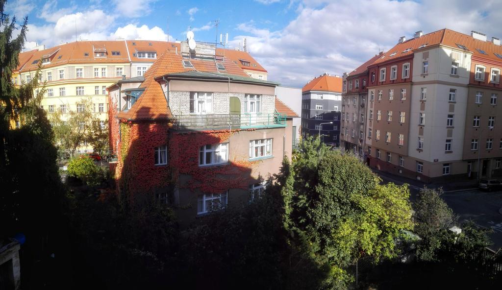 Jezerka Apartments Praga Exterior foto