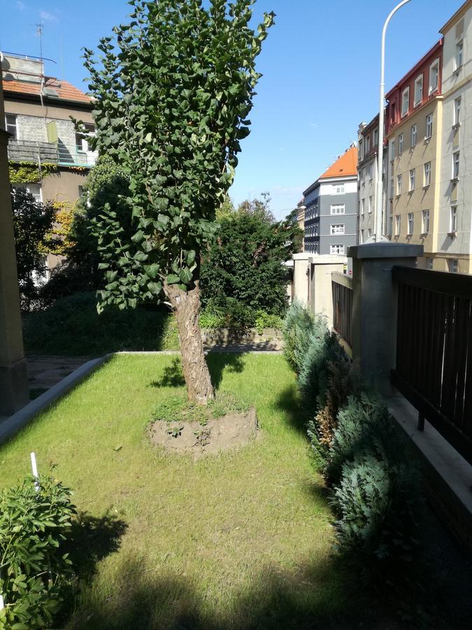 Jezerka Apartments Praga Exterior foto