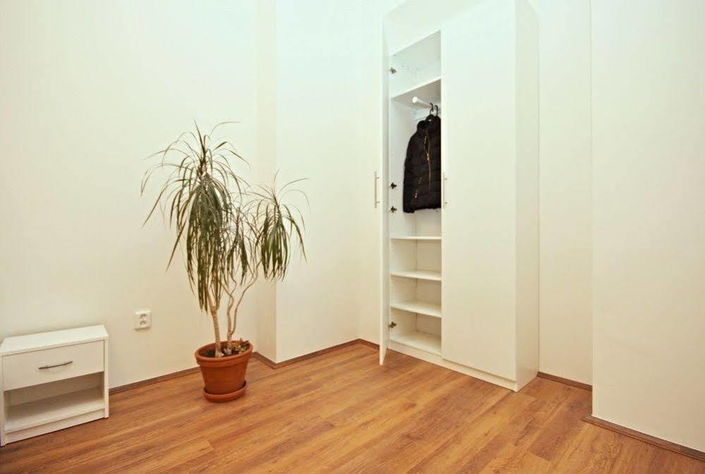 Jezerka Apartments Praga Exterior foto
